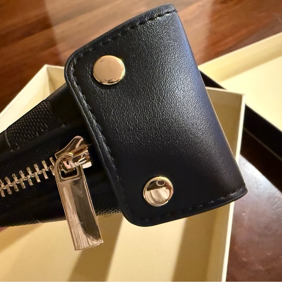 Jo Malone Pouch & Box - Picture 4 of 7